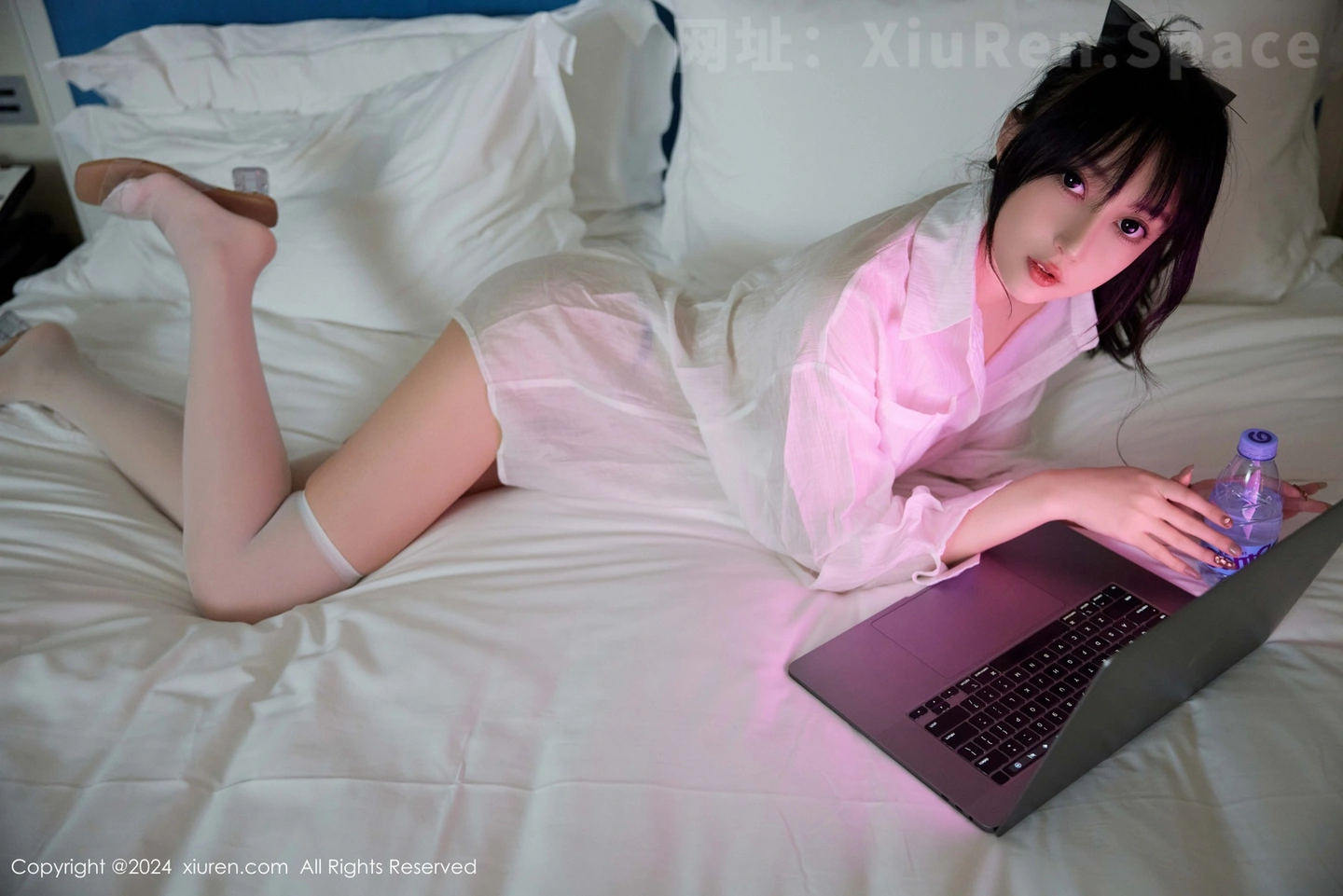 图片[6]-[XiuRen秀人网] VOL.9274 模特玥儿玥er浴室性感白色衬衫配白色丝袜秀曼妙身姿诱惑写真75P-秀人网官方网站